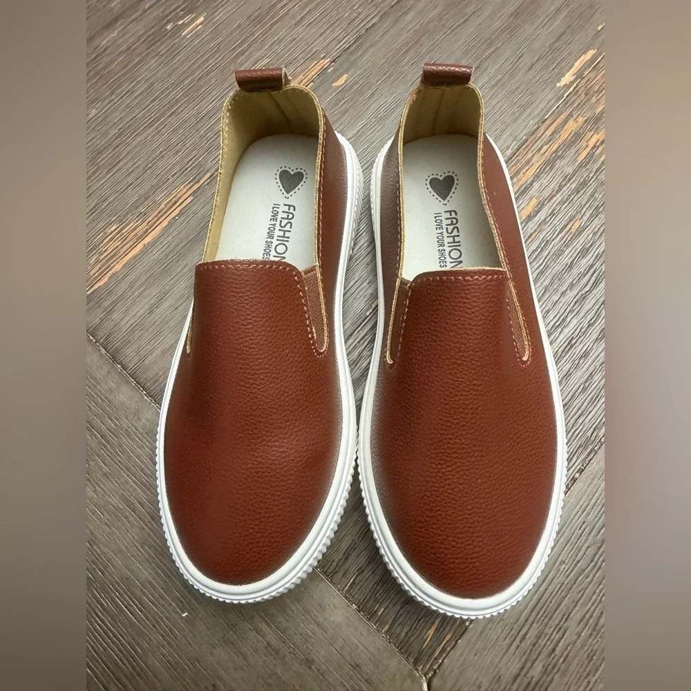 FASHION I LOVE YOUR SHOES casual slip-on loafers size 13(31) boys